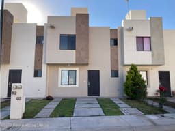 Rincones del Marques casa equipada en VENTA de 80 mts2 MJP4433