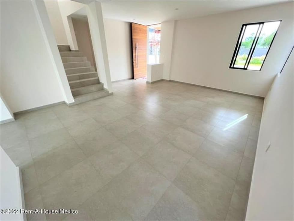 VENTA, casa equipado con cuarto de servicio. Hacienda Carlota — foto 3