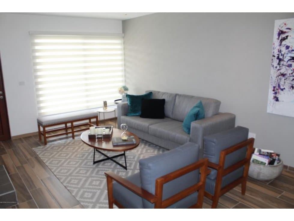 Zibatá casa en VENTA de 4 recamaras y 273 mts2! RAHQRO — foto 2