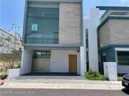 Casa en venta El Mirador 3 habitaciones AVH