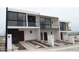 Estrena Casa Completamente Equipada, en Capital Sur. Venta