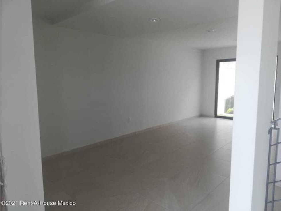 Casa Venta en Capital Sur con tres recámaras — foto 3