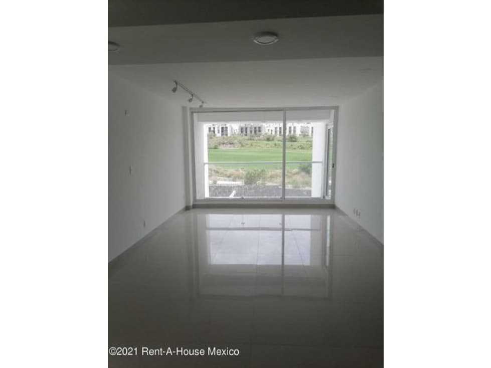RENTA. Dúplex de 1 recámara y con alberca, Zibatá — foto 2