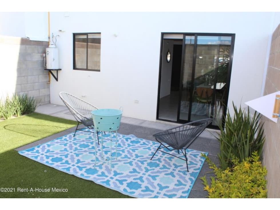 VENTA - Casa con terraza y jardín privado, en El Mirador — foto 3