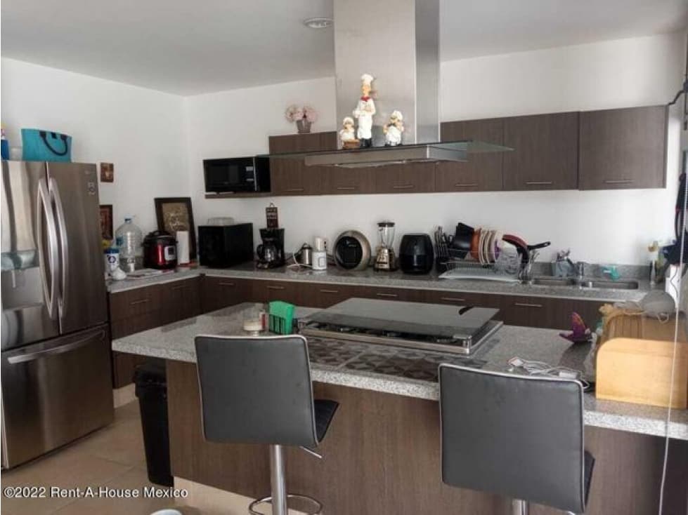 Casa en renta en Zibata IG — foto 1
