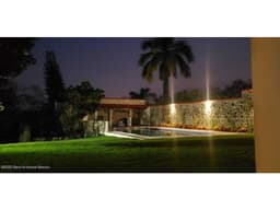 QH5 5220 Residencia con Alberca Privada en Cuernavaca Morelos