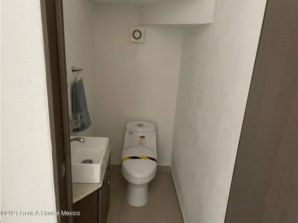 Casa en Irapuato, dentro de conjunto con amenidades, para VENTA — foto 4