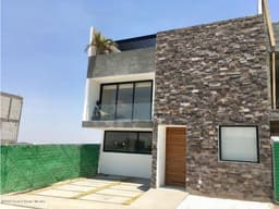 QH5 535 Casa con Family Roof en El Condado Querétaro