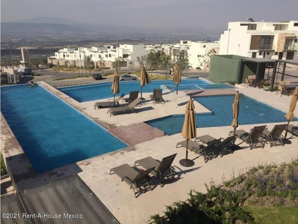 Casa en Zibatá, con terraza pergolada - RENTA — foto 4