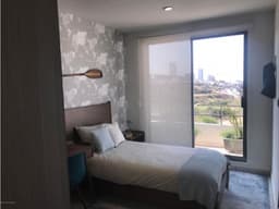 Casa de 3 niveles con amenidades, El Mirador. VENTA