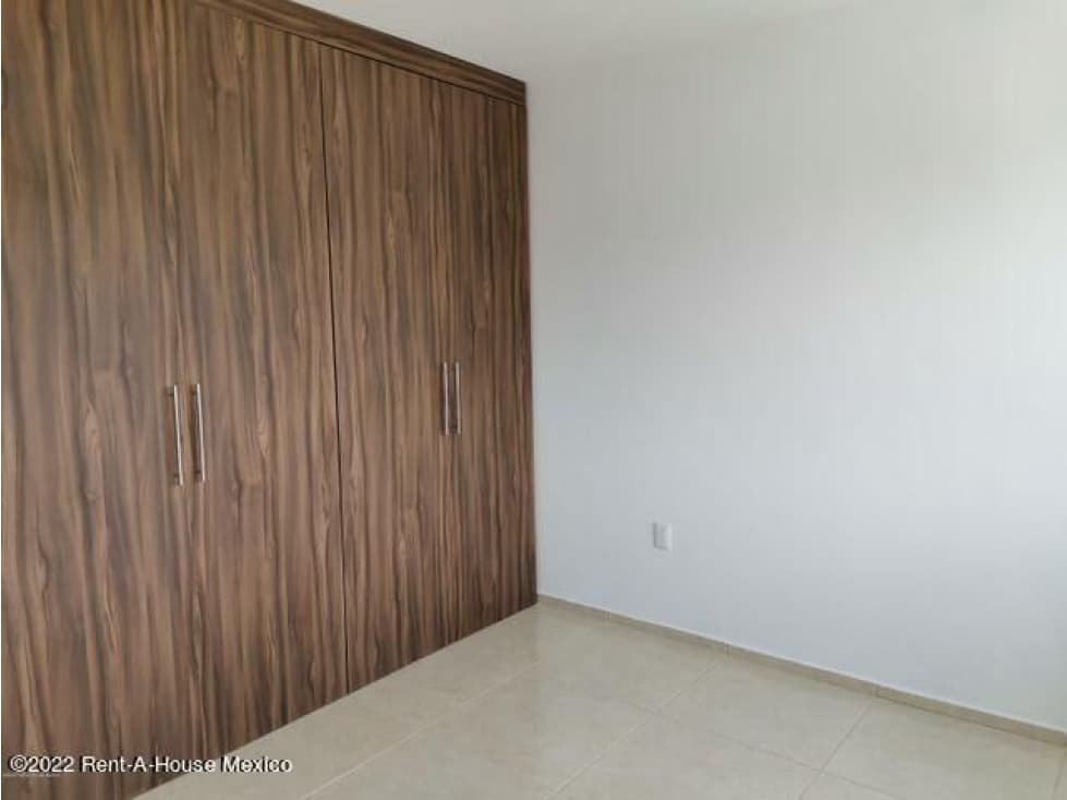 Casa equipada de 4 recámaras, VENTA. El Mirador — foto 5