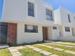 Zibatá casa en VENTA de 3 recamaras y 240 mts2 RAHQRO