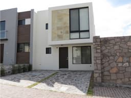 VENTA - Casa con estudio en planta baja, en Zibatá