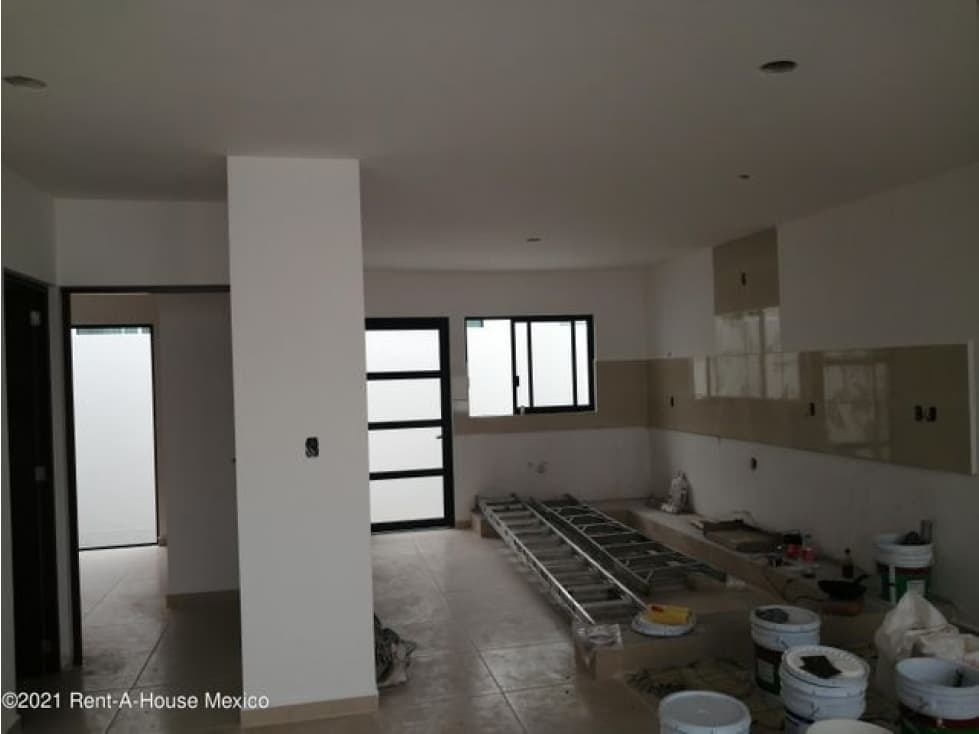 Casa en El Mirador, Totalmente Equipada y a Estrenar - Venta — foto 3