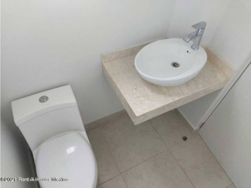 Casa de 3 recámaras, en privada. RENTA - Zákia — foto 5