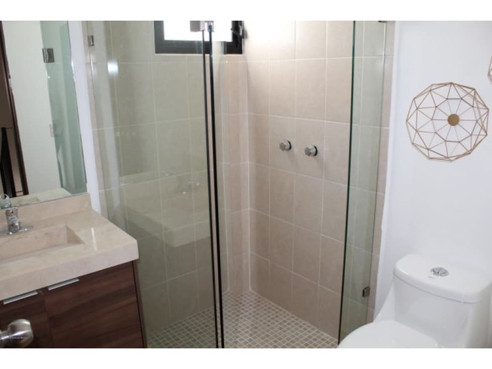 Casa con iglesia y alberca, El Condado. VENTA — foto 5