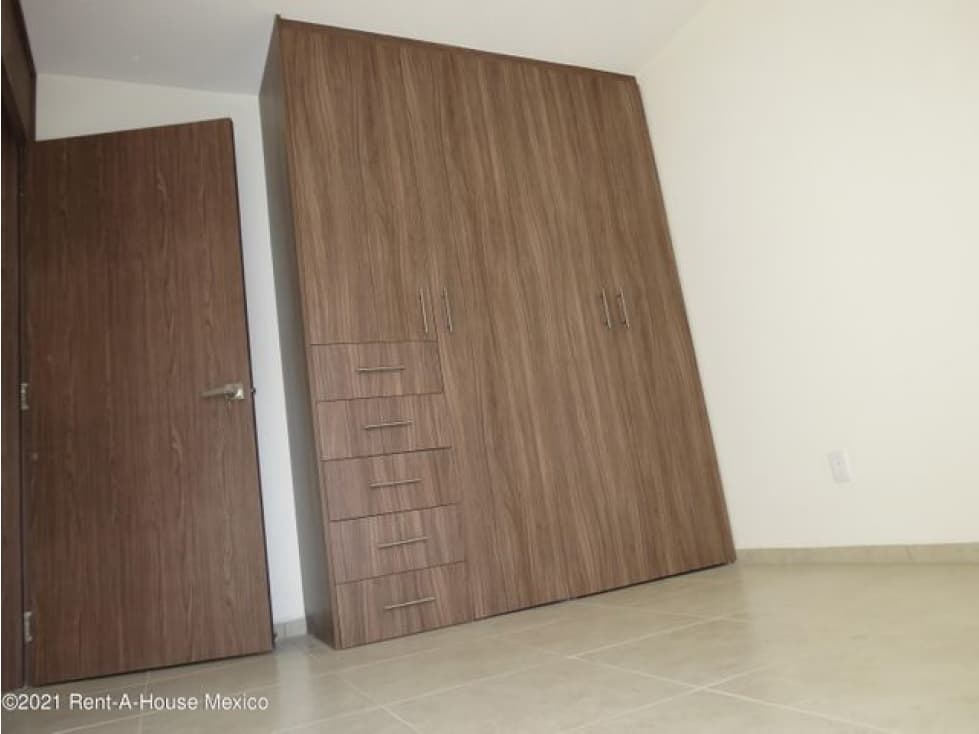 Casa en Zibatá, con terraza pergolada - RENTA — foto 5