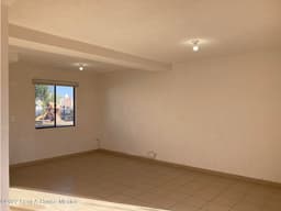 Casa dentro de condominio cerrado, VENTA. Rincones del Marqués