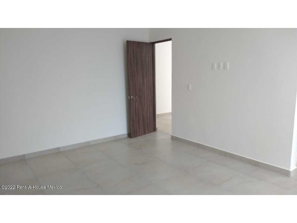 Valle de Juriquilla, VENTA. Casa con recámara con tapanco — foto 6