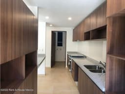 Casa de 3 recámaras, en privada. RENTA - Zákia