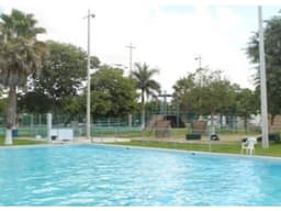 QH5 Terreno Fracc. con Servicios Ocultos a Pie de Lote Mérida