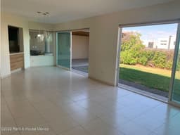RCS-22-3972 EN VENTA HERMOSA CASA 2 NIVELES 4 RECÀMARAS VIGILANCIA
