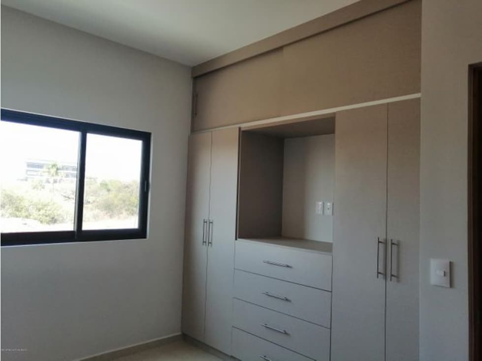 Bonita casa en venta Rincones del Marques — foto 3