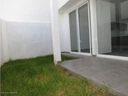 VENTA. Estrena casa con amenidades - en Santa Fe