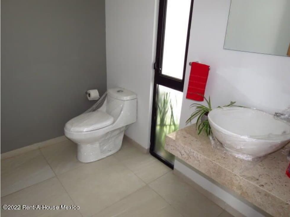 Casa equipada, con amenidades. Capital Sur - VENTA — foto 4