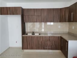 Casa equipada de 4 recámaras, VENTA. El Mirador