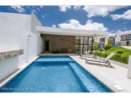 Zibatá. Casa en esquina con hall de TV y roof garden, VENTA
