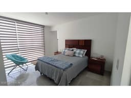 Casa con amenidades y seguridad, RENTA. Zákia