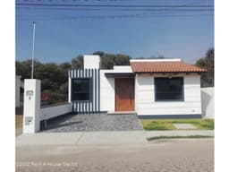 Hdas. Tequisquiapan casa de un solo nivel en VENTA de 145 mts2 MJP