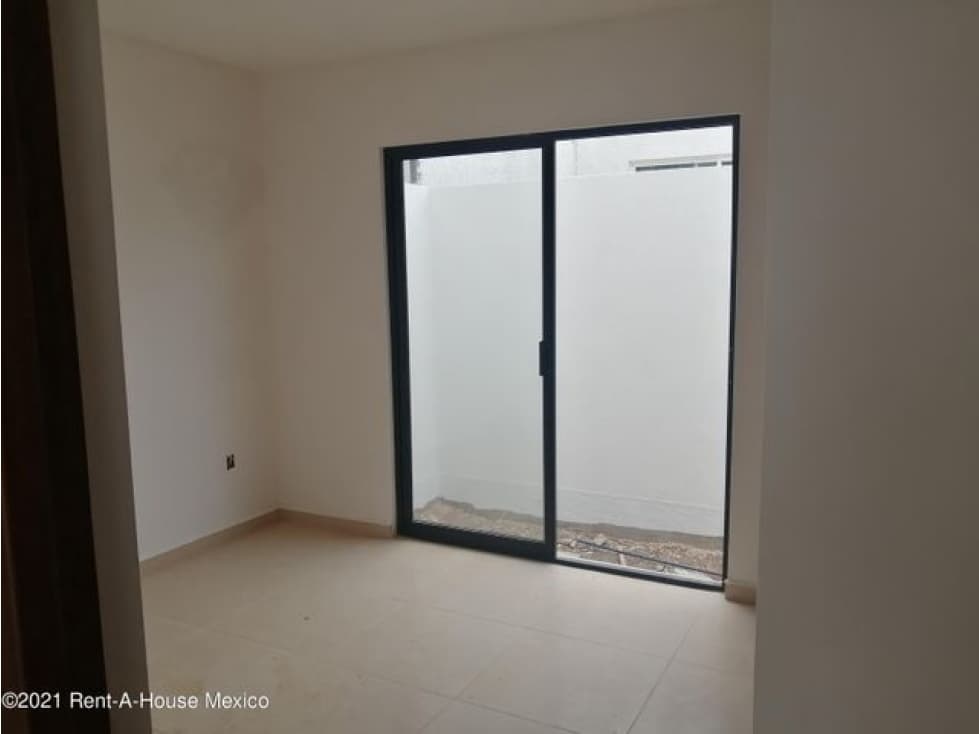 Casa en El Mirador, Totalmente Equipada y a Estrenar - Venta — foto 4