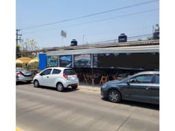 Qh5 4858 Casa con 3 Locales Boulevard Yautpec-Oacalco Morelos