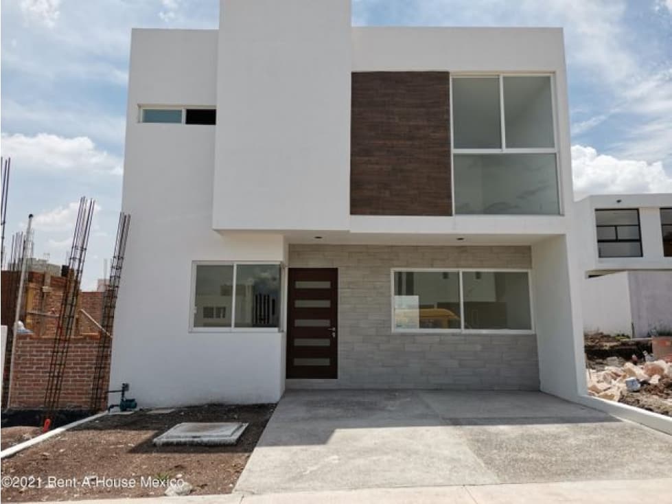 PREVENTA de casa con recámara en planta baja - El Mirador — foto 1