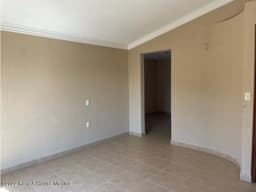 San Juan del Río Centro, VENTA de casa con family room