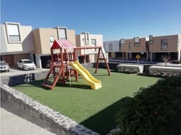 Casa equipada de 3 recámaras, en Zibatá - RENTA