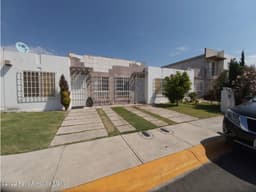 CASA DE UNA PLANTA EN VENTA VIÑEDOS