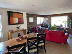 QH1 Casa en Esquina Amplio Jardín Privado El Pueblito Querétaro