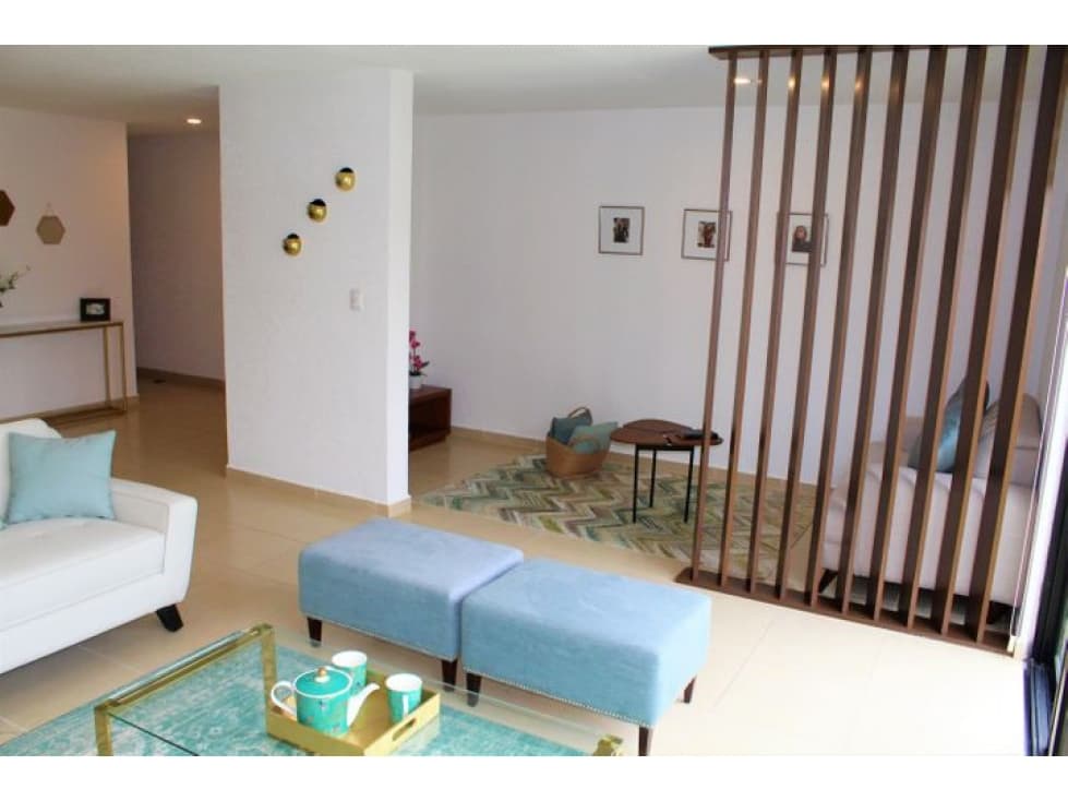 Zákia, VENTA. Departamento en planta baja con estudio — foto 1