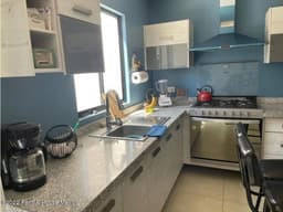 Casa de 3 recámaras y patio trasero, El Mirador. VENTA