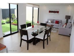 Casa en Renta en Zibata INSPIRA KP