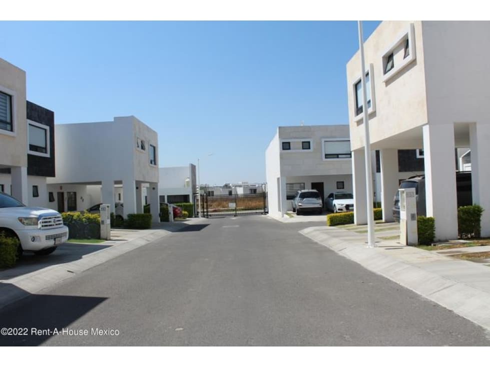 Casa en venta en condominio en El Refugio IG — foto 1