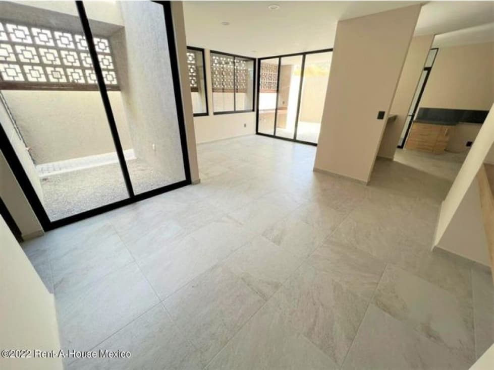 VENTA - Zibatá. Casa de 2 niveles y 3 recámaras — foto 1