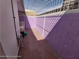 VENTA, casa de un nivel con área de lavado. En Viñedos