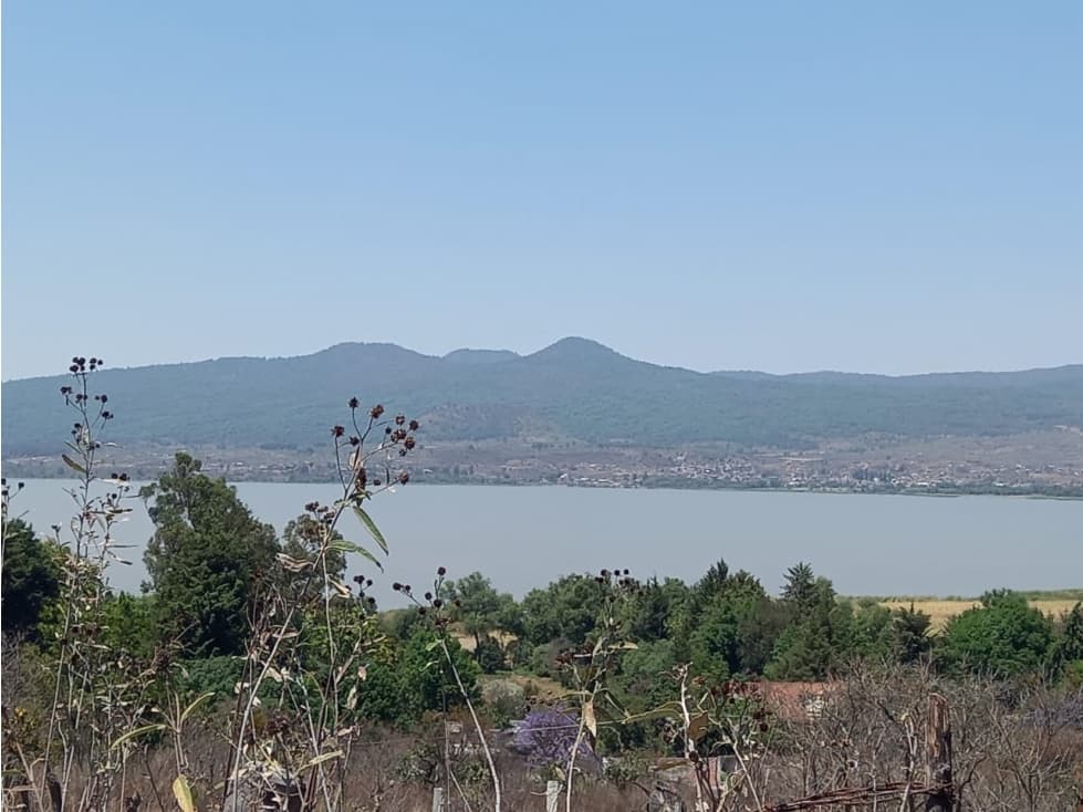 Terreno en Venta en Tzintzuntzan — foto 1