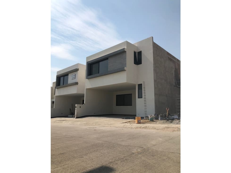 GRAN PREVENTA CASA EN VENTA EN LA QUERENCIA — foto 2