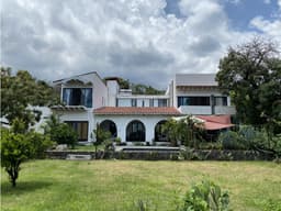 CASA EN TEPOZTLAN