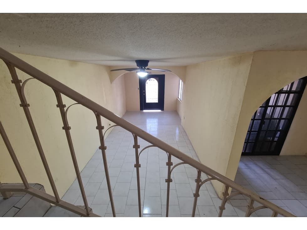 CASA EN VENTA EN JARDINES DE ANDALUCIA EN GUADALUPE — foto 4